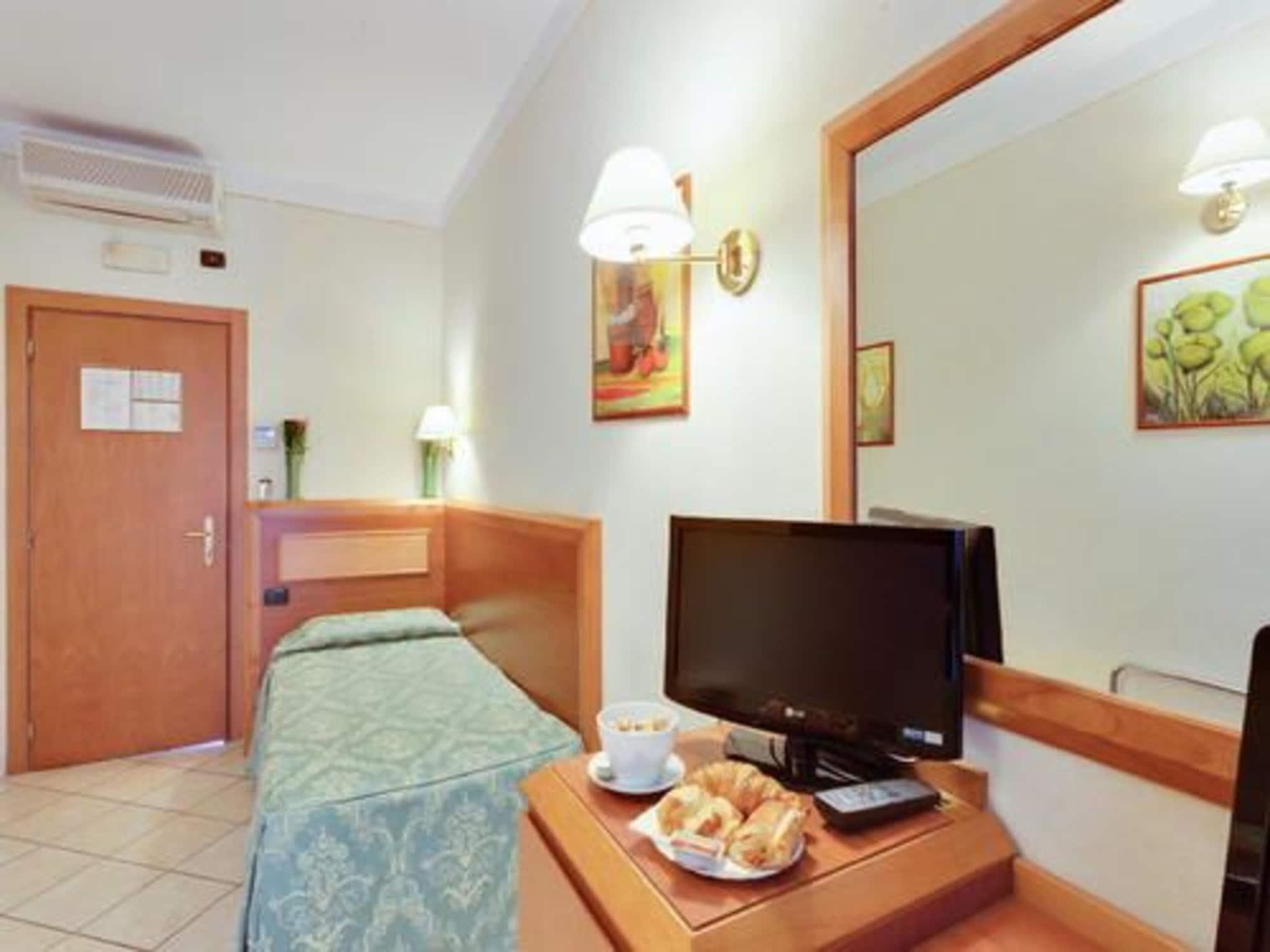 פירנצה Hotel Mia Cara & Spa מראה חיצוני תמונה