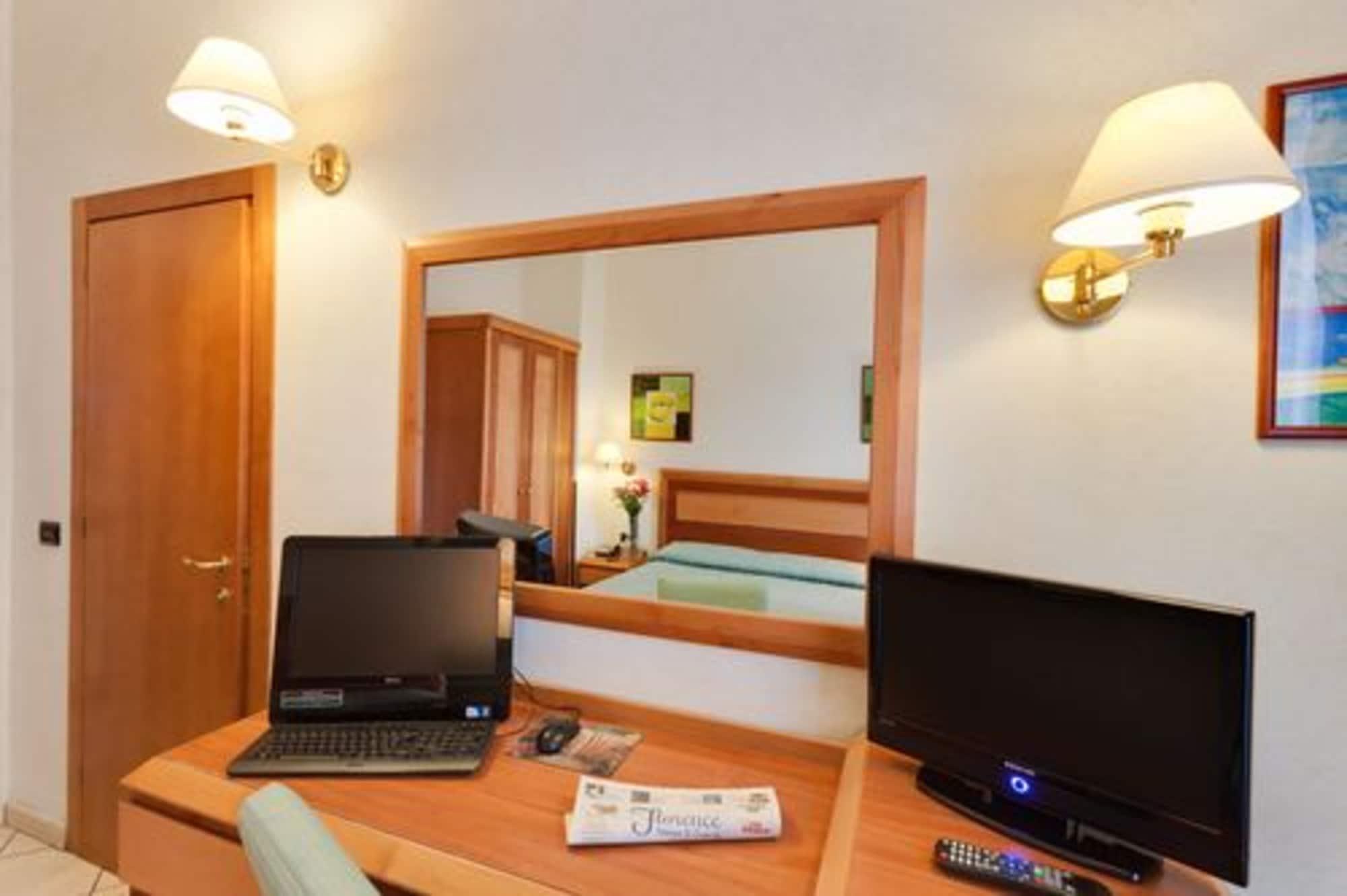 פירנצה Hotel Mia Cara & Spa מראה חיצוני תמונה