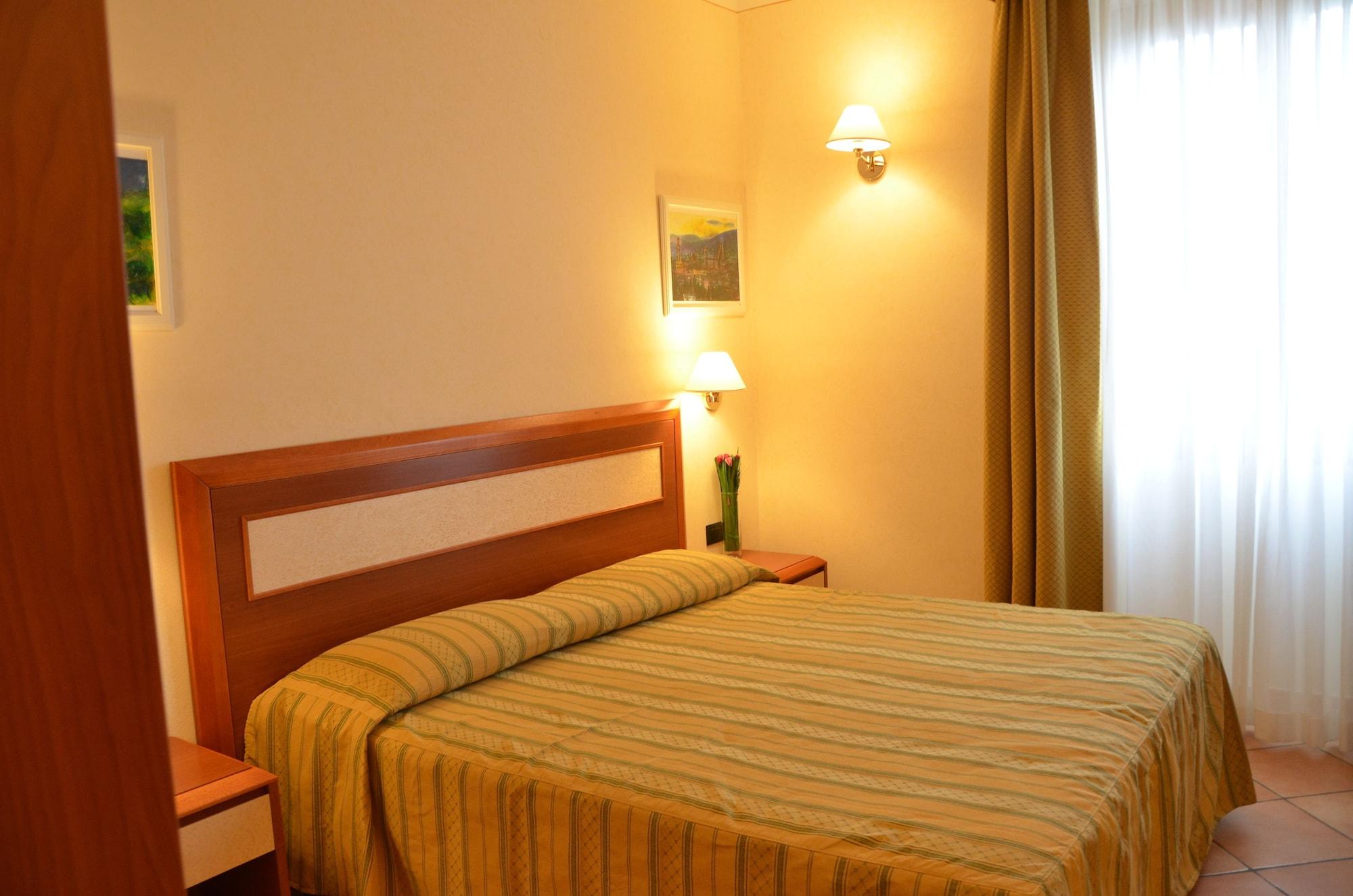 פירנצה Hotel Mia Cara & Spa מראה חיצוני תמונה